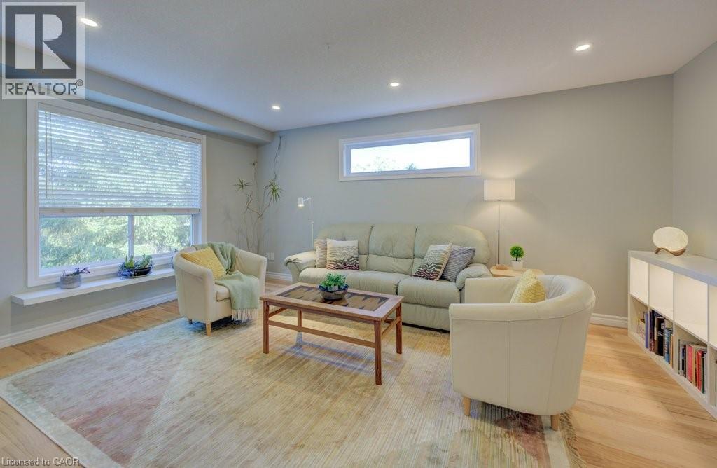 644 Butternut Avenue, Waterloo, Ontario  N2V 2K9 - Photo 4 - 40774665