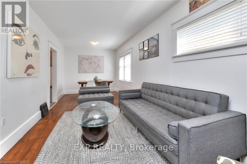 50 Walnut Street, Kitchener, Ontario  N2G 1P6 - Photo 10 - X12541042