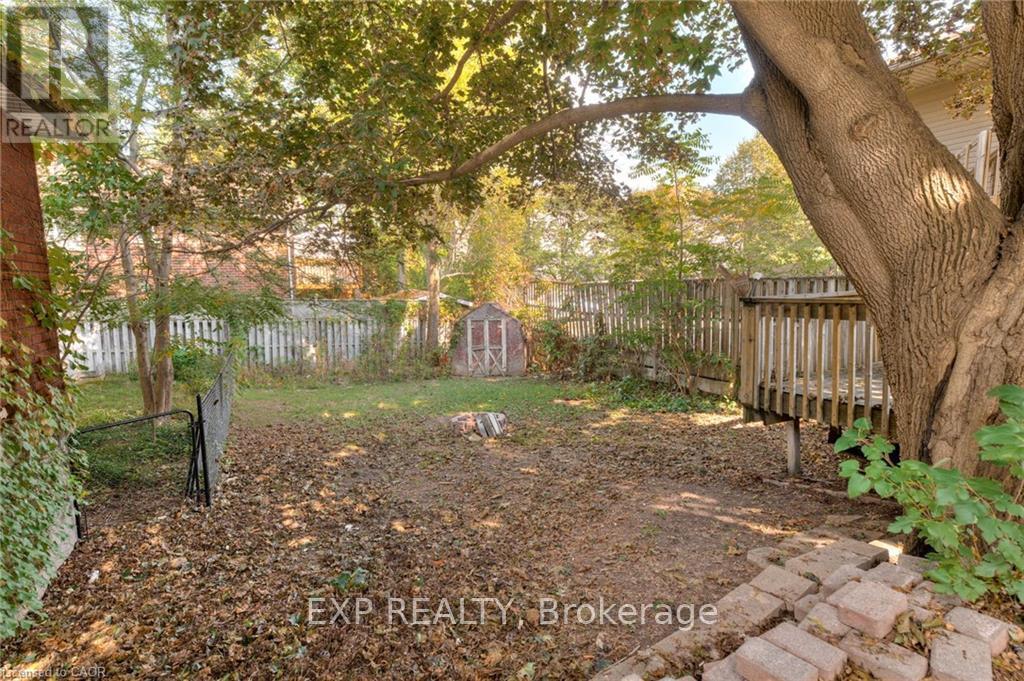 50 Walnut Street, Kitchener, Ontario  N2G 1P6 - Photo 33 - X12541042