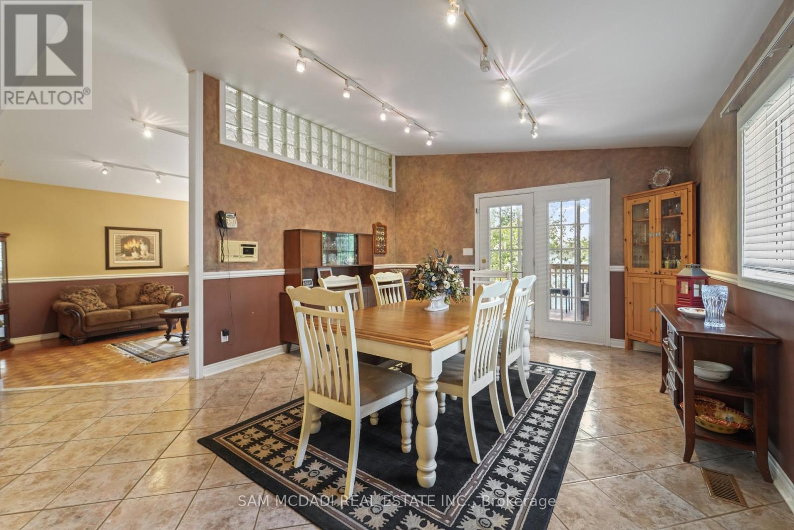 84 Maryland Drive, Selwyn, Ontario  K9J 6X3 - Photo 11 - X12541054