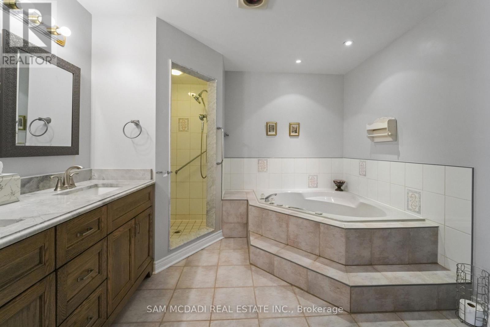 84 Maryland Drive, Selwyn, Ontario  K9J 6X3 - Photo 25 - X12541054