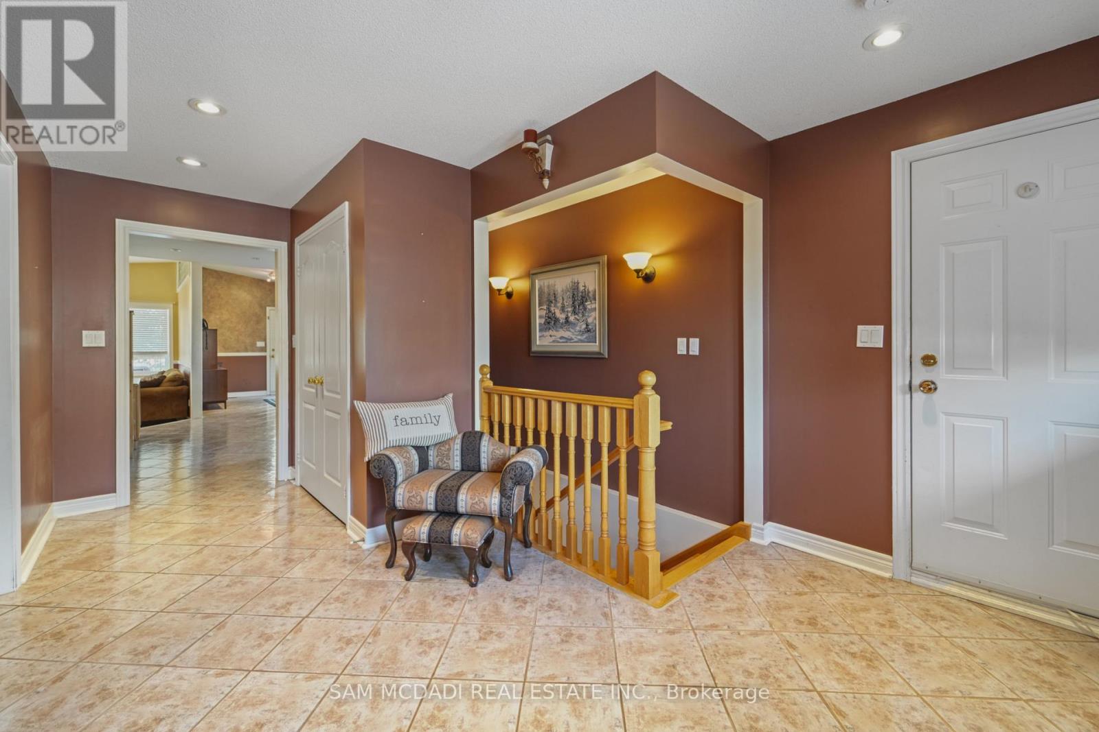 84 Maryland Drive, Selwyn, Ontario  K9J 6X3 - Photo 5 - X12541054