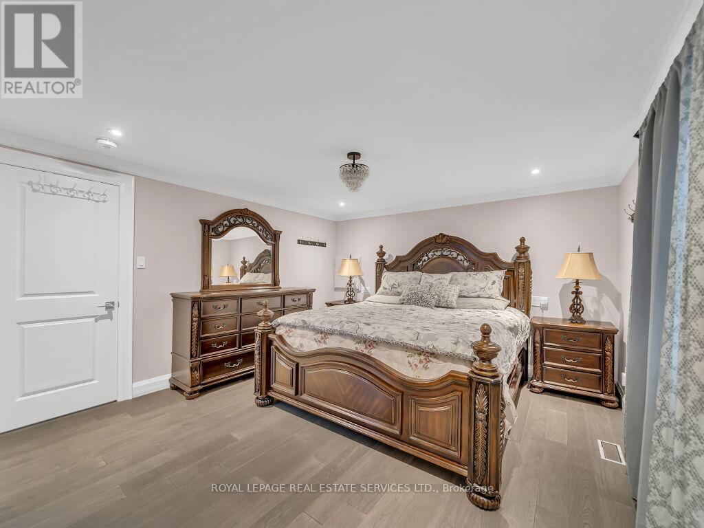 305 Ironwood Road, Guelph, Ontario  N1G 3G2 - Photo 27 - X12541064