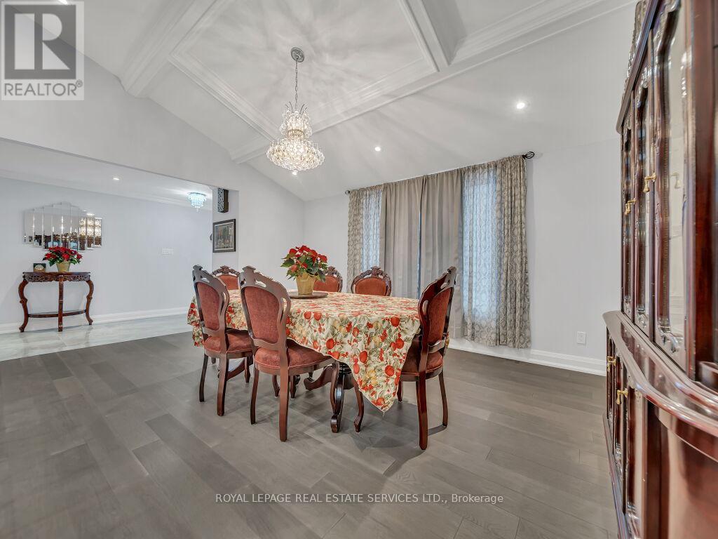 305 Ironwood Road, Guelph, Ontario  N1G 3G2 - Photo 9 - X12541064