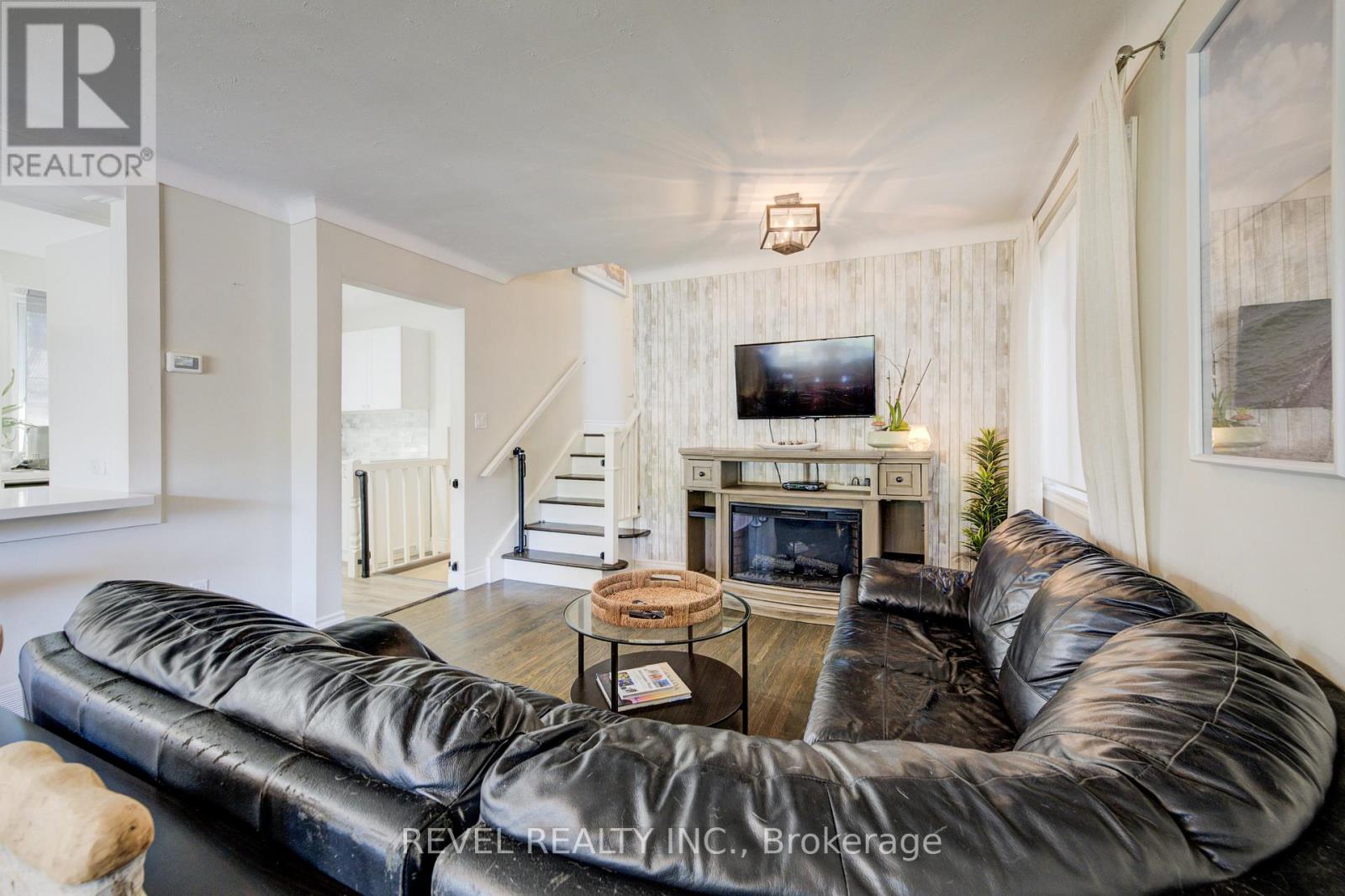 4 Jill Court, St. Catharines, Ontario  L2S 1A6 - Photo 15 - X12541086