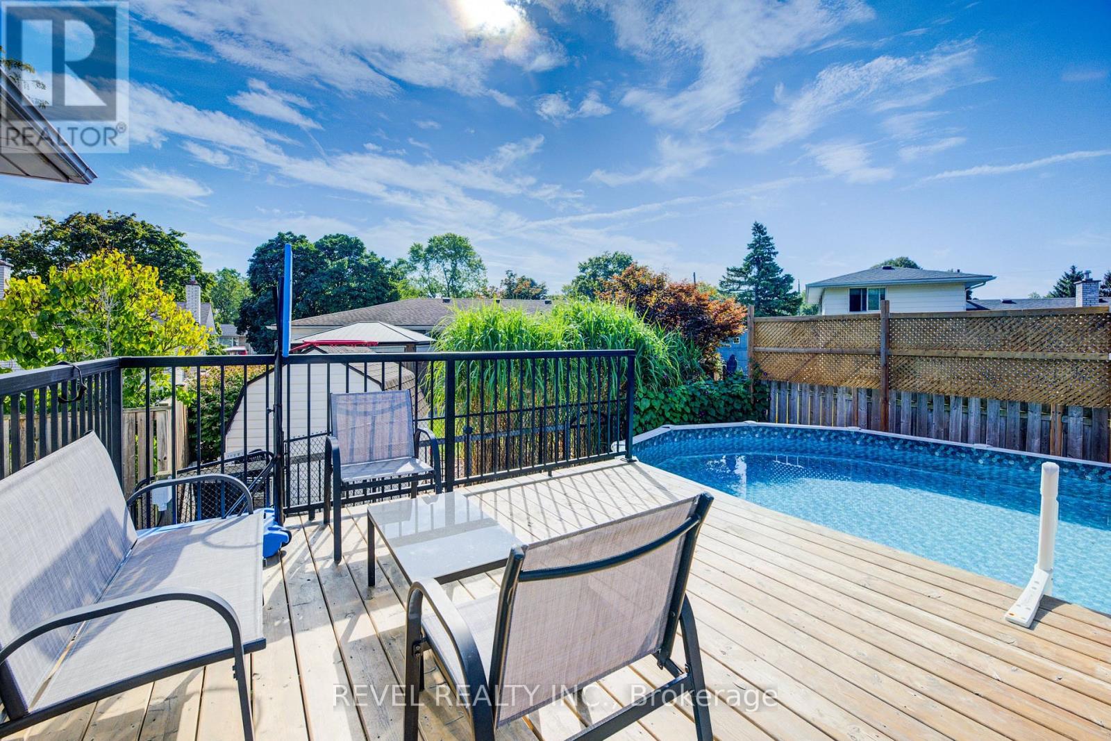 4 Jill Court, St. Catharines, Ontario  L2S 1A6 - Photo 41 - X12541086