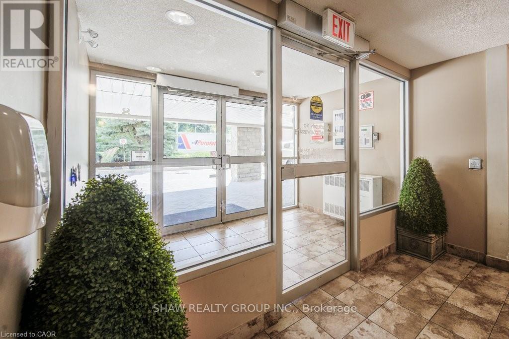 104 - 8 Harris Street, Cambridge, Ontario  N1R 8R1 - Photo 9 - X12541136