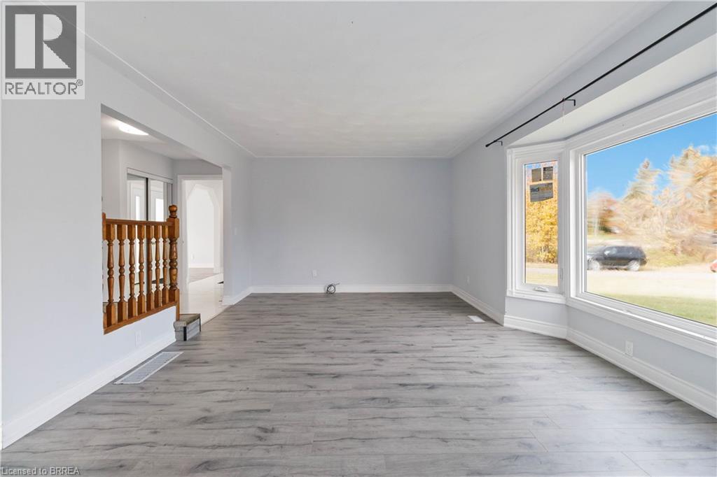 8 War Road, Brantford, Ontario  N3T 5L6 - Photo 17 - 40788048