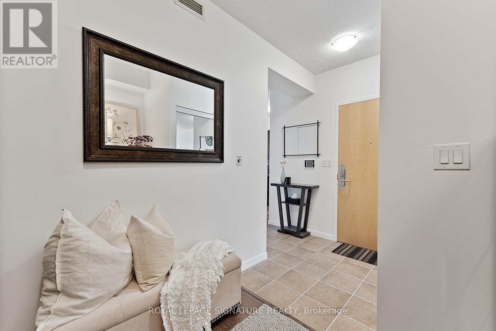 4301 - 65 Bremner Boulevard, Toronto, Ontario M5J 0A7 - Photo 3 - C12541186