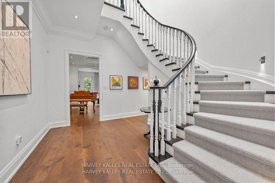 1717b Bathurst Street, Toronto, Ontario  M5P 3K4 - Photo 12 - C12541222