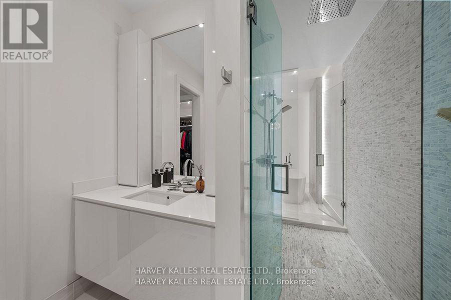 1717b Bathurst Street, Toronto, Ontario  M5P 3K4 - Photo 19 - C12541222