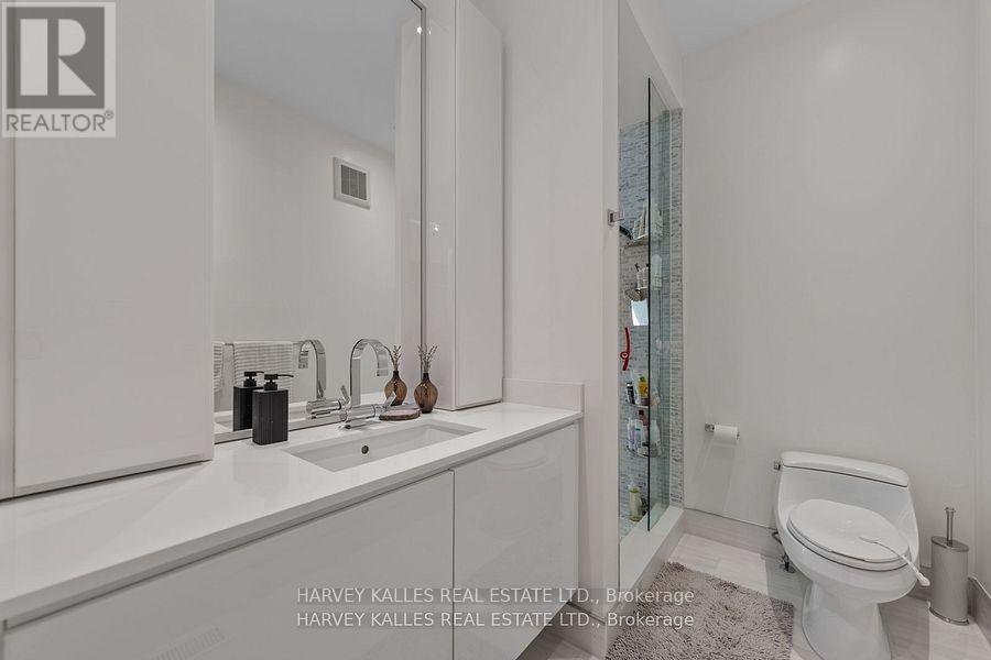 1717b Bathurst Street, Toronto, Ontario  M5P 3K4 - Photo 20 - C12541222