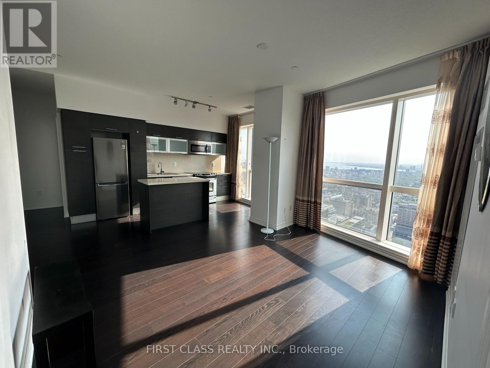 5714 - 386 YONGE STREET, Toronto, Ontario