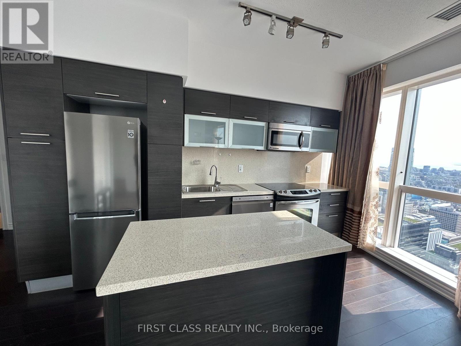 5714 - 386 Yonge Street, Toronto, Ontario  M5B 0A5 - Photo 4 - C12541286