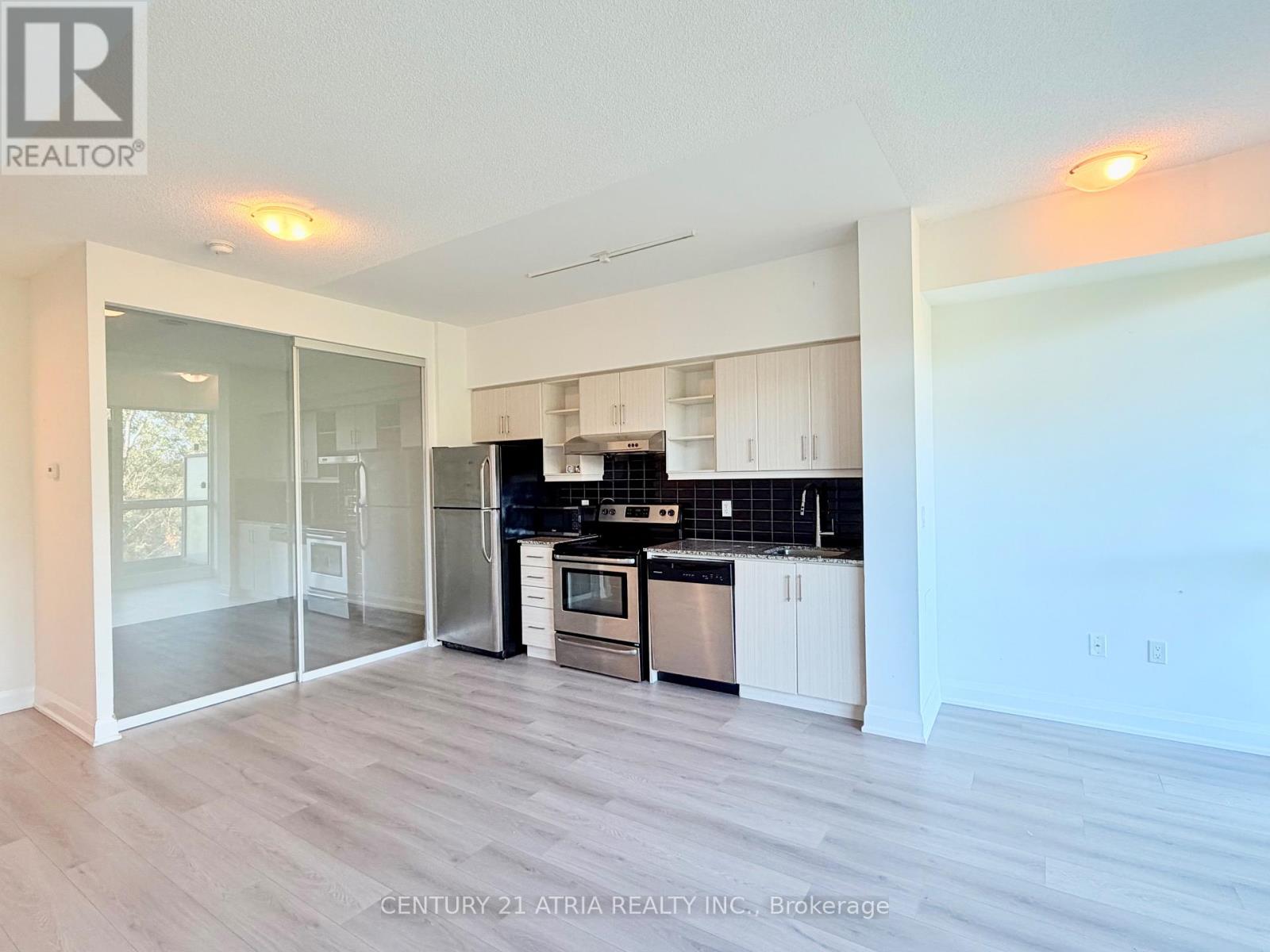 201 - 160 Vanderhoof Avenue, Toronto, Ontario  M4G 0B7 - Photo 11 - C12541290