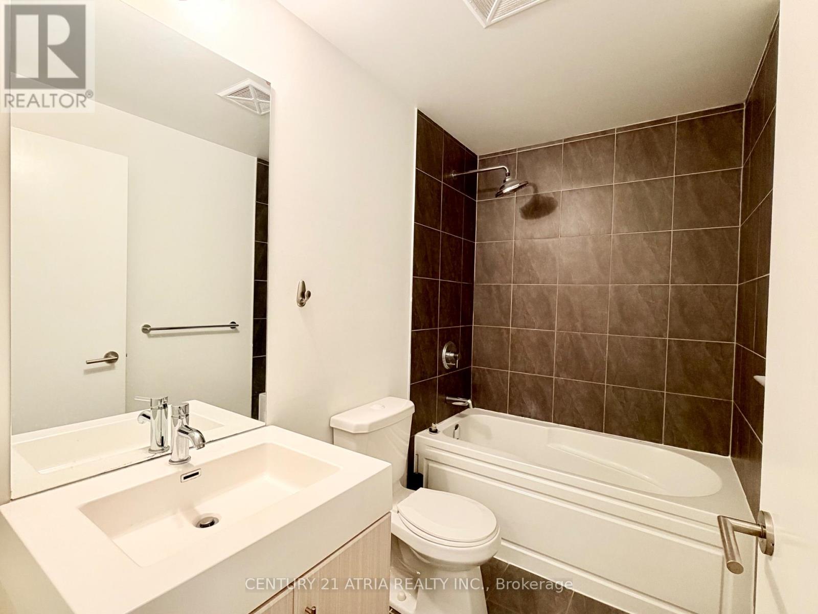 201 - 160 Vanderhoof Avenue, Toronto, Ontario  M4G 0B7 - Photo 16 - C12541290