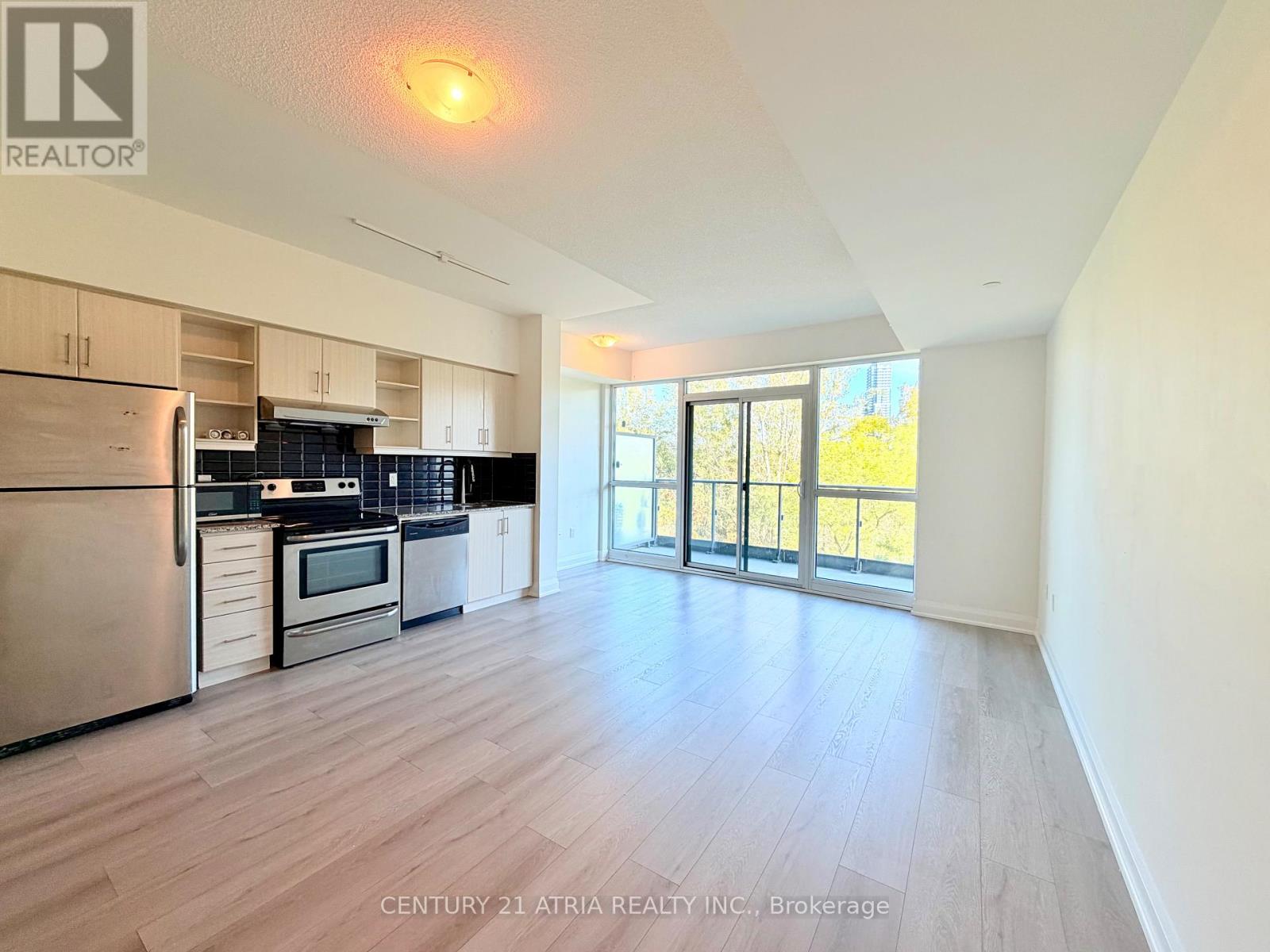 201 - 160 Vanderhoof Avenue, Toronto, Ontario  M4G 0B7 - Photo 5 - C12541290