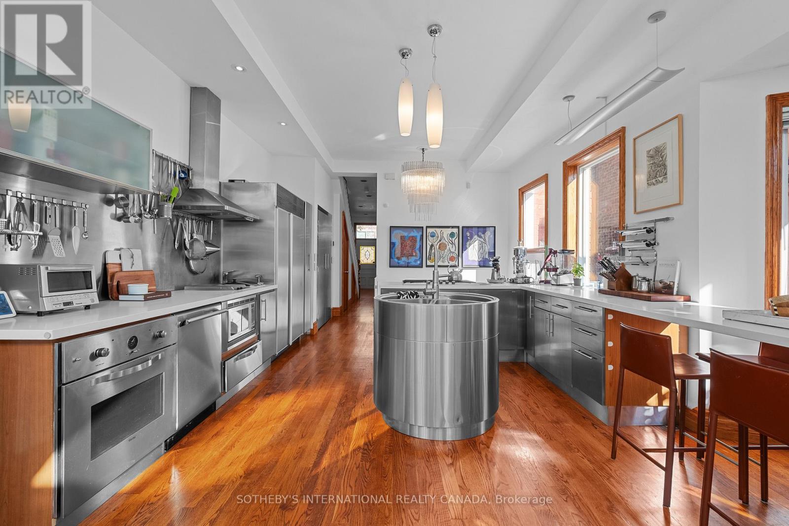 114 Margueretta Street, Toronto, Ontario  M6H 3S3 - Photo 17 - C12541368