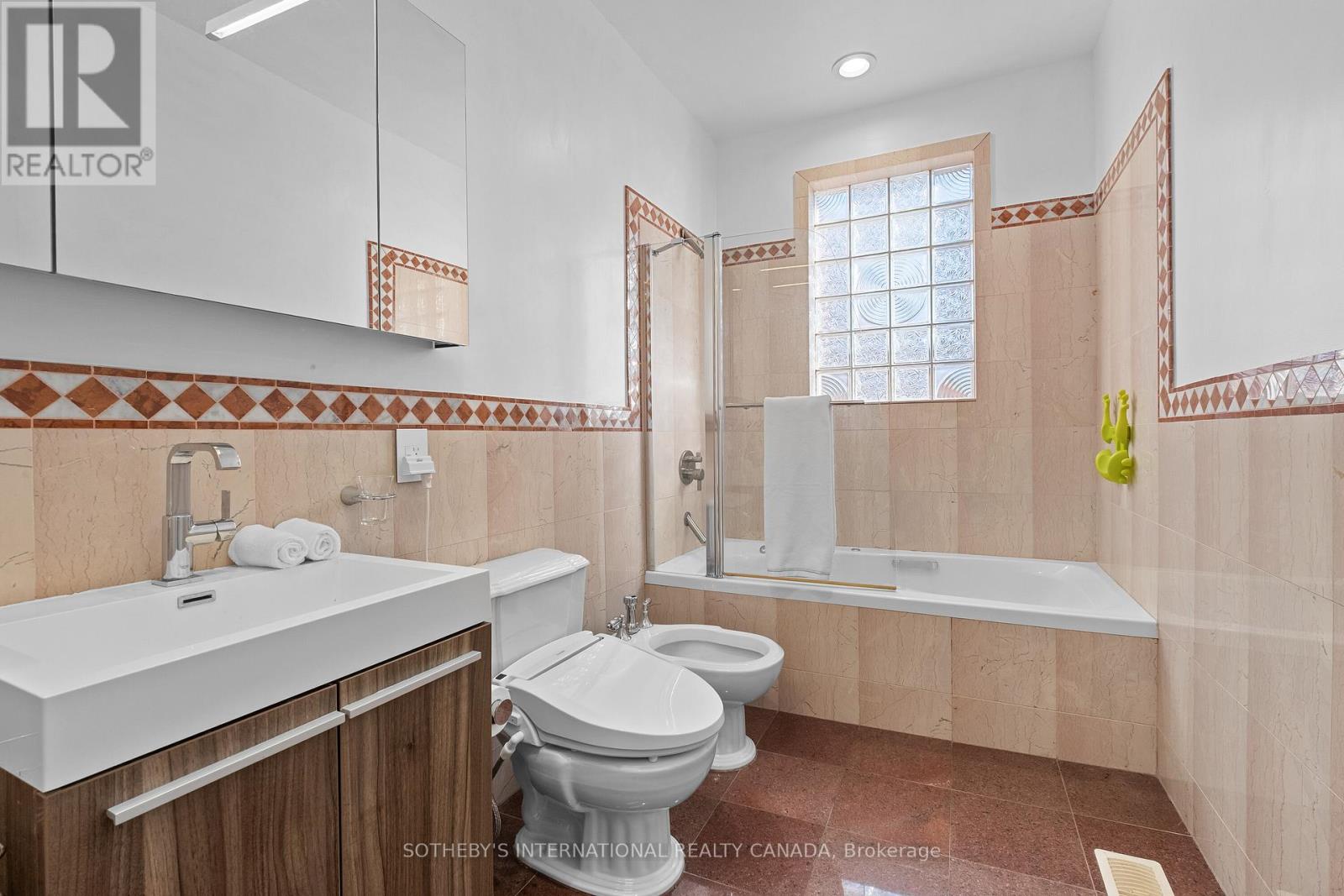 114 Margueretta Street, Toronto, Ontario  M6H 3S3 - Photo 29 - C12541368