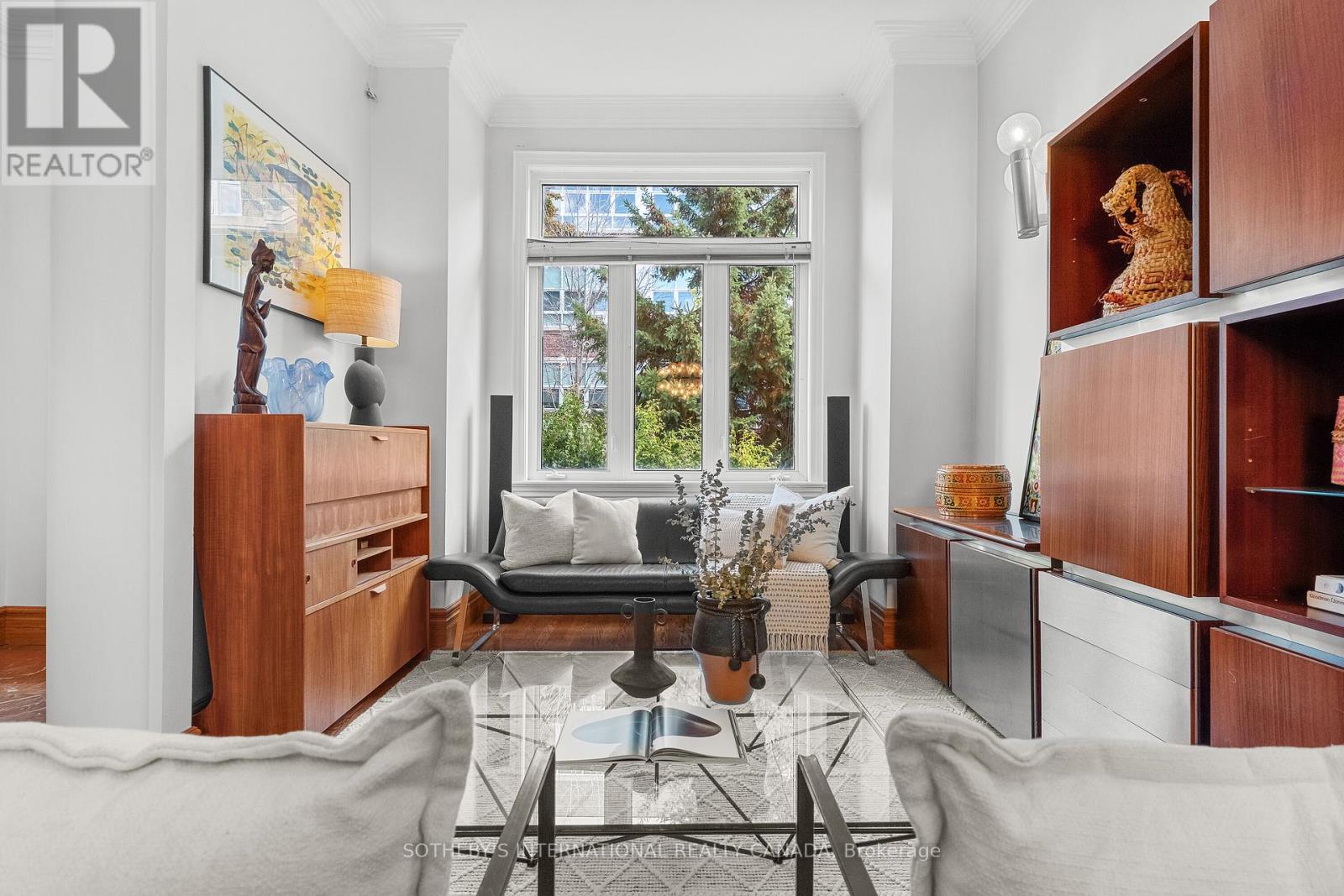 114 Margueretta Street, Toronto, Ontario  M6H 3S3 - Photo 6 - C12541368