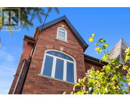 114 MARGUERETTA STREET, Toronto, Ontario