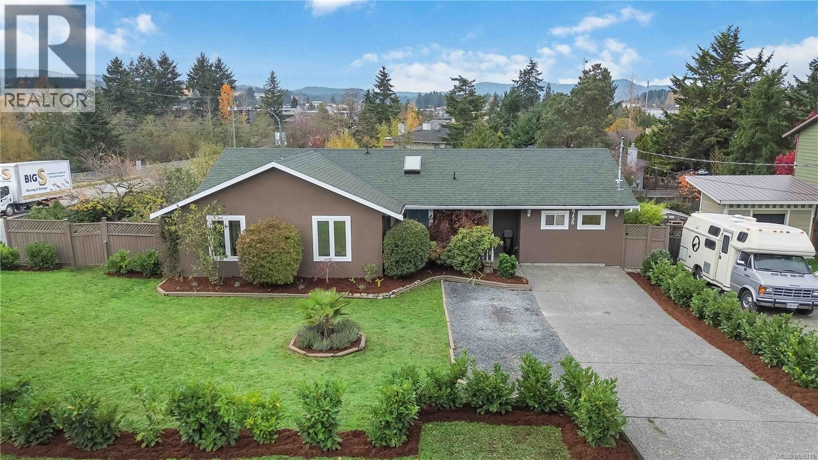 6756 Central Saanich Rd, Central Saanich, British Columbia