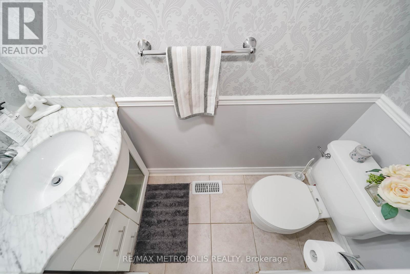 67 Kenilworth Crescent, Whitby, Ontario  L1M 2M7 - Photo 18 - E12541224