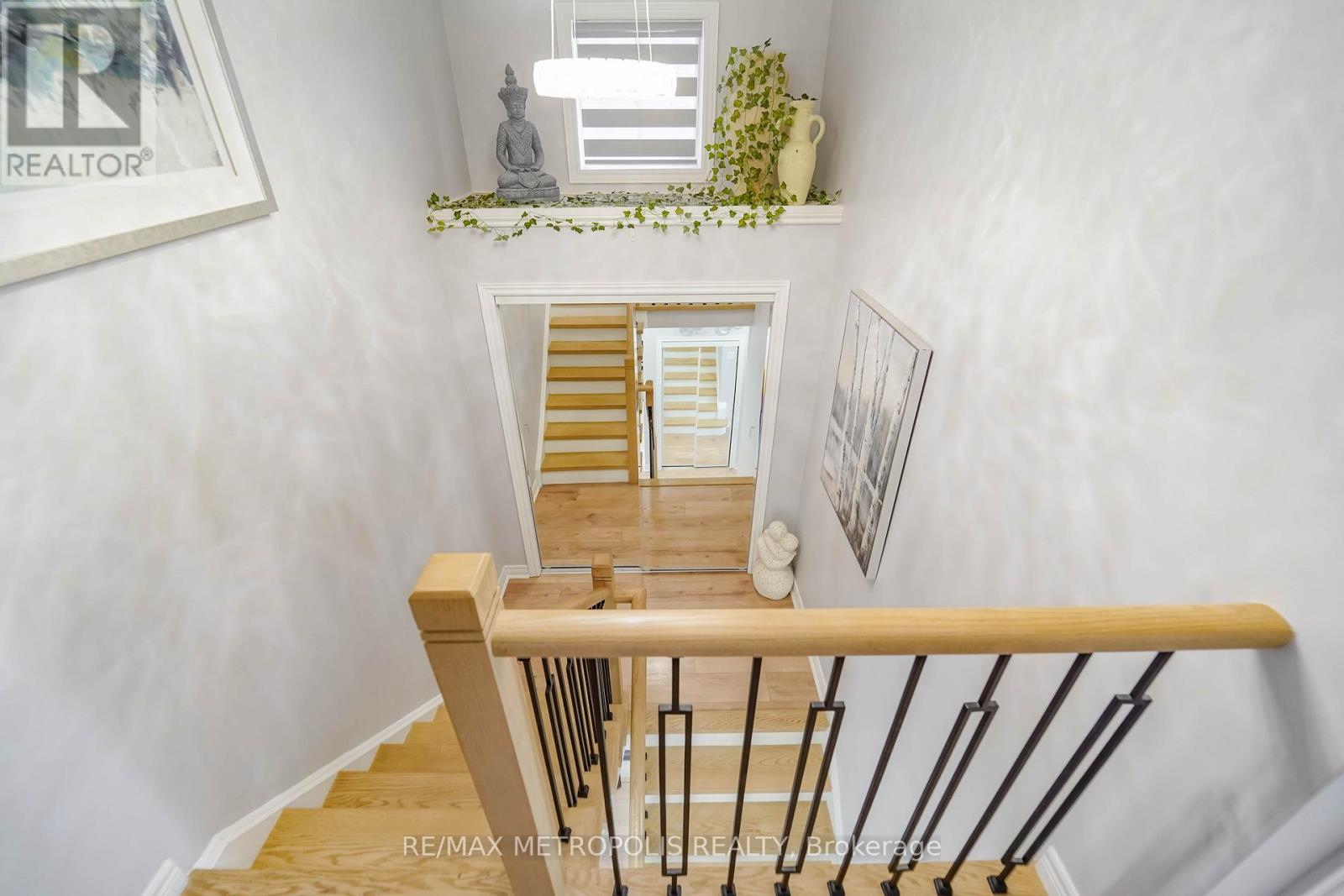 67 Kenilworth Crescent, Whitby, Ontario  L1M 2M7 - Photo 23 - E12541224