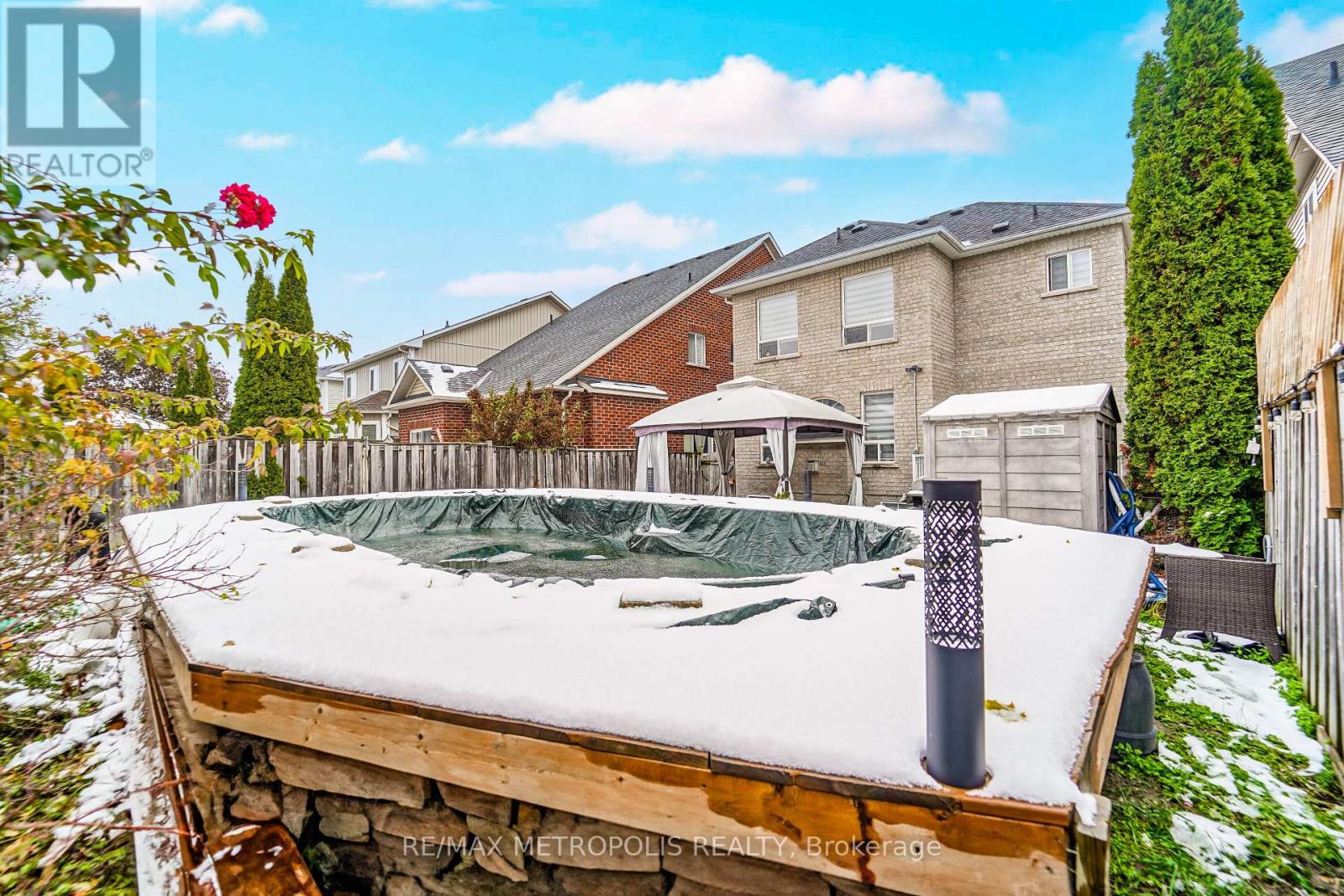 67 Kenilworth Crescent, Whitby, Ontario  L1M 2M7 - Photo 8 - E12541224