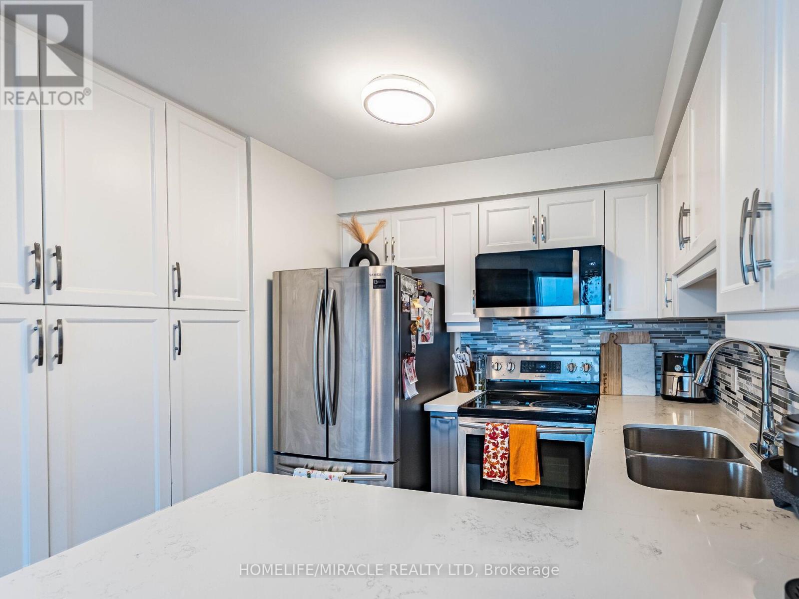 2003 - 38 Lee Centre Drive, Toronto, Ontario  M1H 3J7 - Photo 26 - E12541326