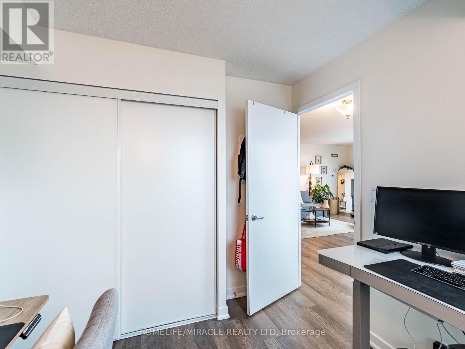 2003 - 38 Lee Centre Drive, Toronto, Ontario  M1H 3J7 - Photo 36 - E12541326