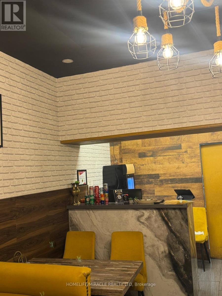 1348 Kennedy Road, Toronto, Ontario  M1P 2L6 - Photo 6 - E12541372