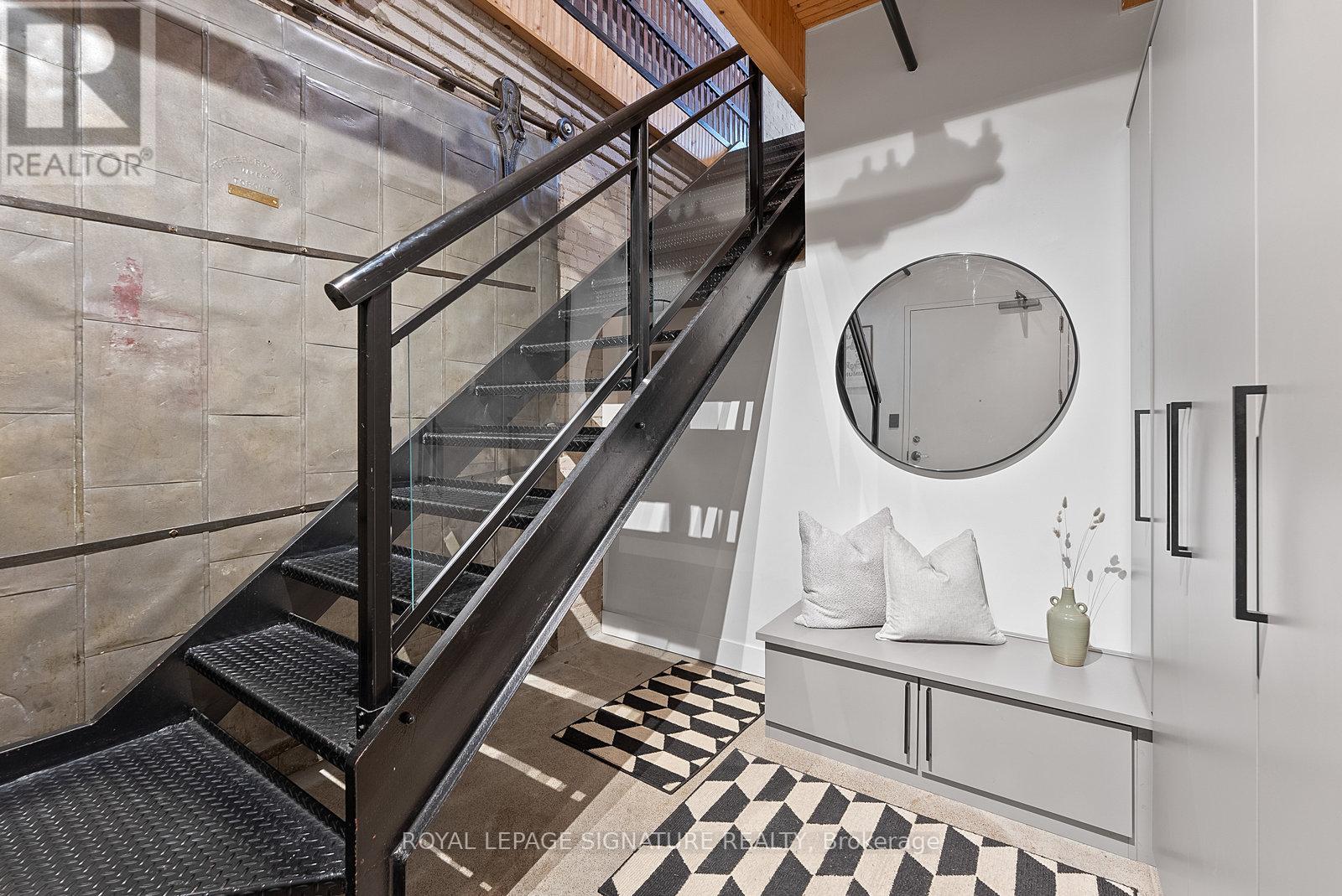 430 - 68 Broadview Avenue, Toronto, Ontario  M4M 2E6 - Photo 2 - E12541376