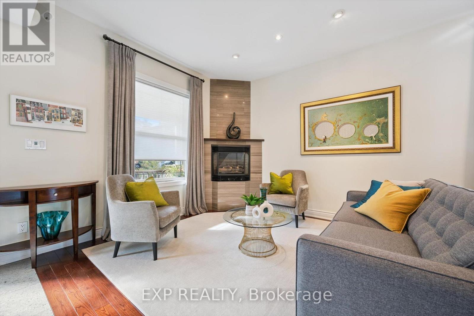 108 Barker Avenue, Toronto, Ontario  M4C 2N9 - Photo 12 - E12541402