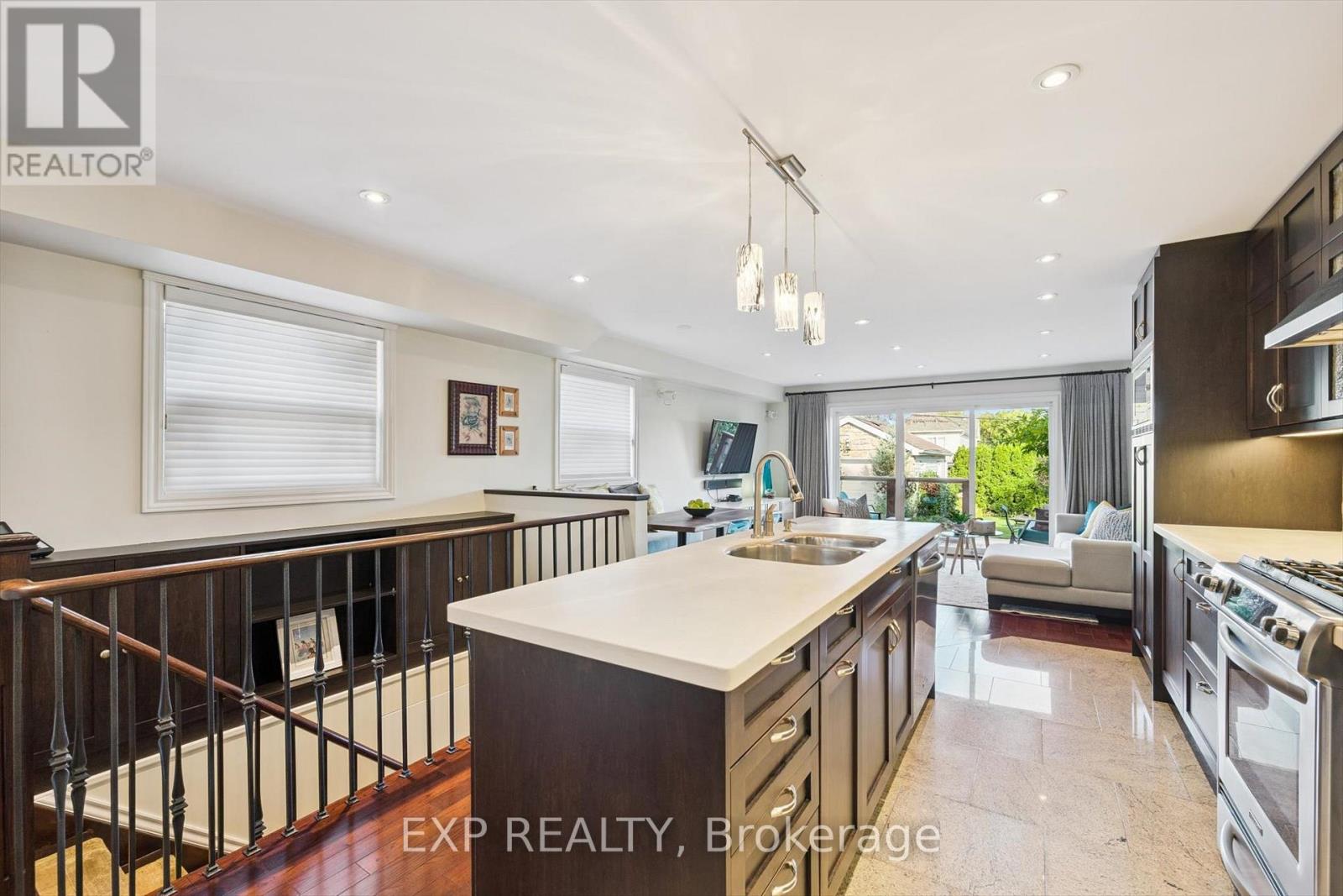 108 Barker Avenue, Toronto, Ontario  M4C 2N9 - Photo 16 - E12541402