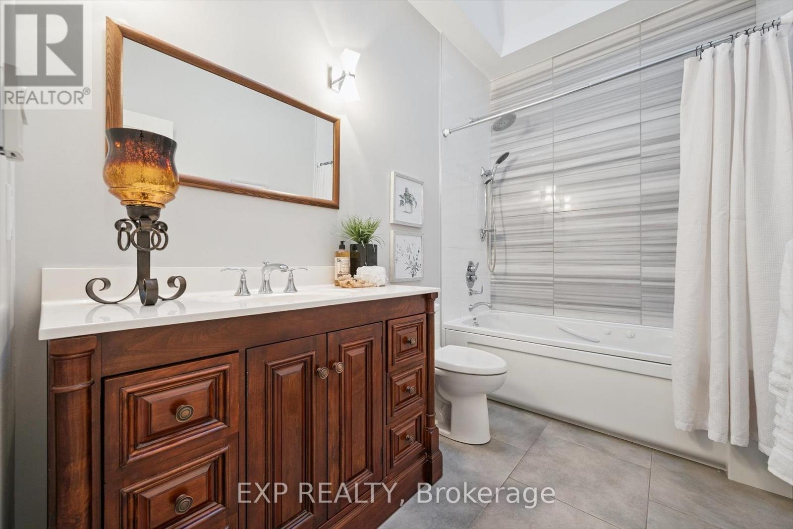 108 Barker Avenue, Toronto, Ontario  M4C 2N9 - Photo 27 - E12541402