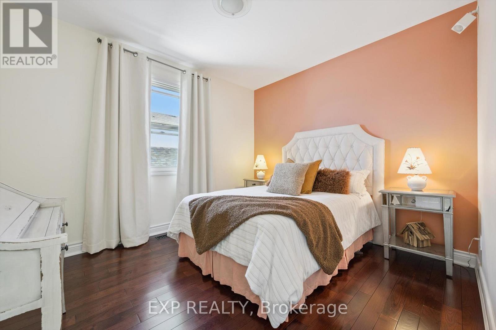 108 Barker Avenue, Toronto, Ontario  M4C 2N9 - Photo 28 - E12541402