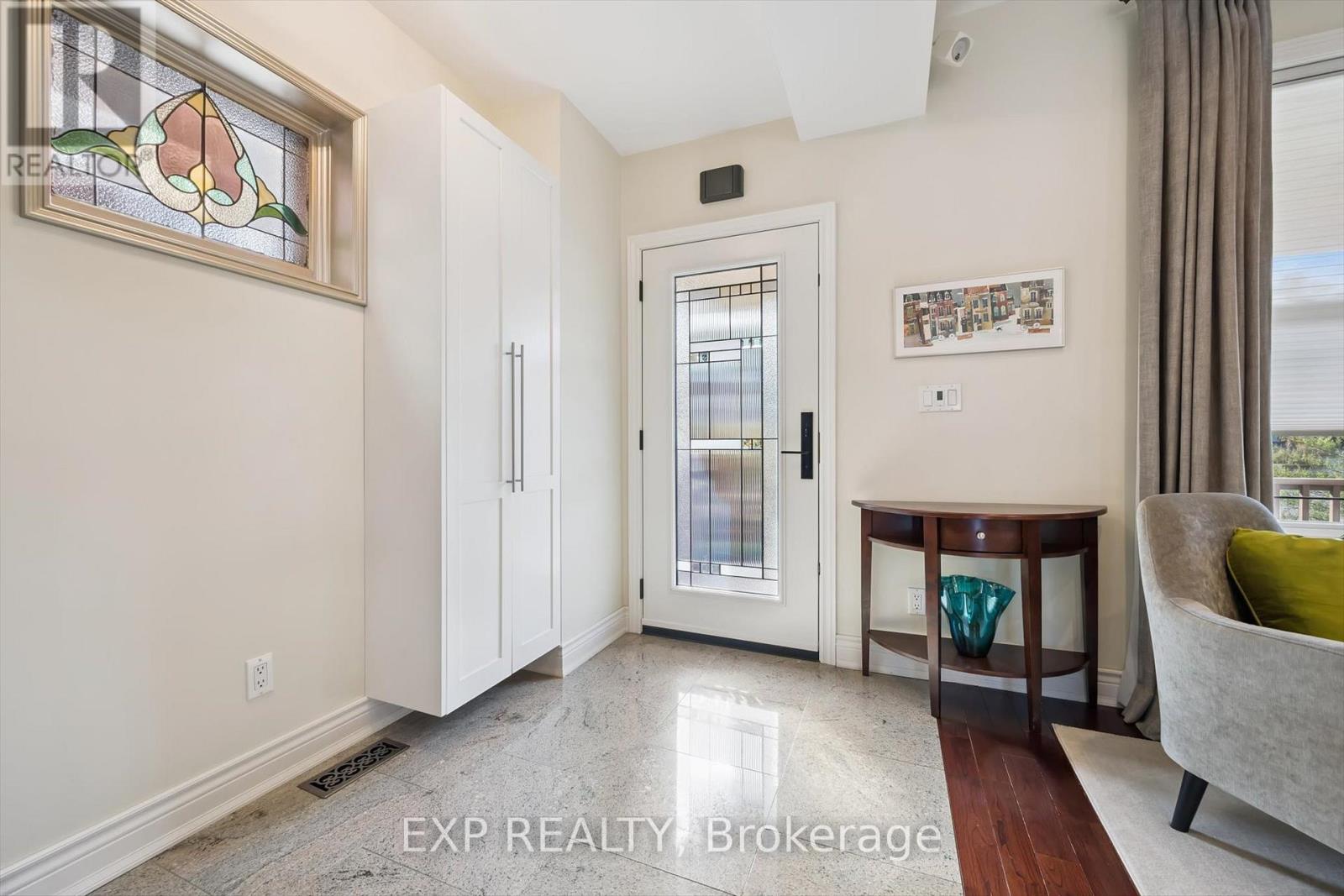 108 Barker Avenue, Toronto, Ontario  M4C 2N9 - Photo 9 - E12541402