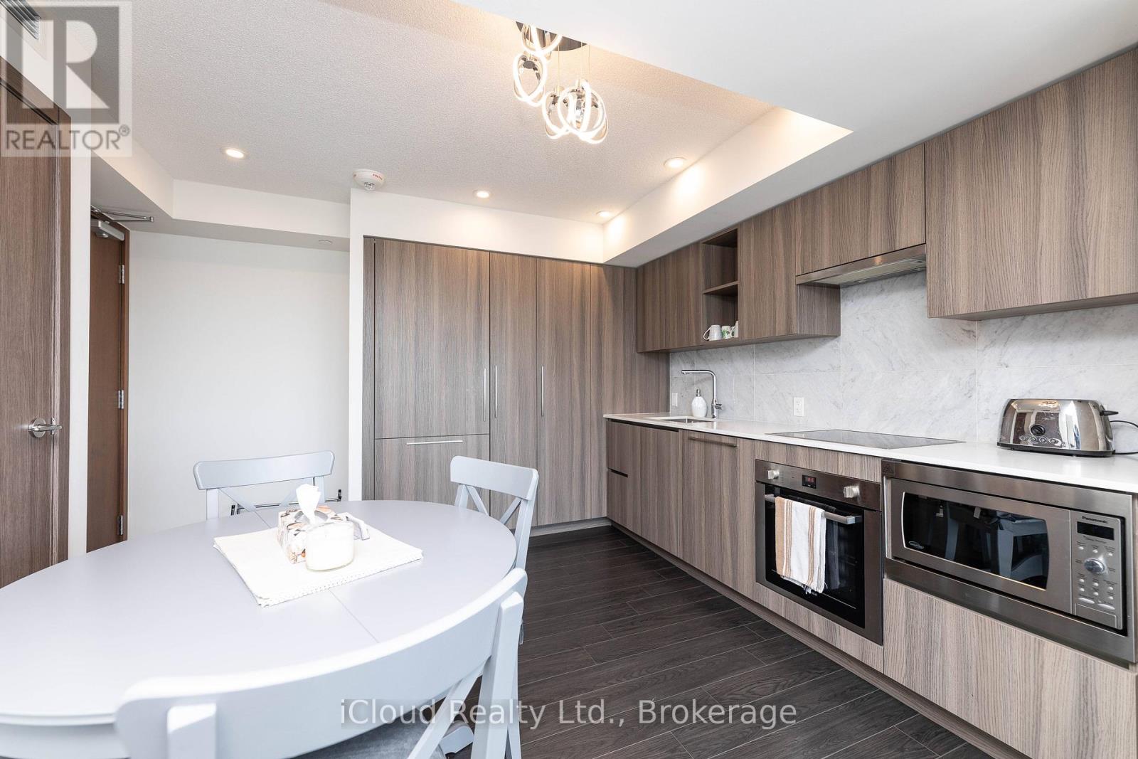 2311 - 19 Bathurst Street, Toronto, Ontario  M5V 0N2 - Photo 6 - C12527028