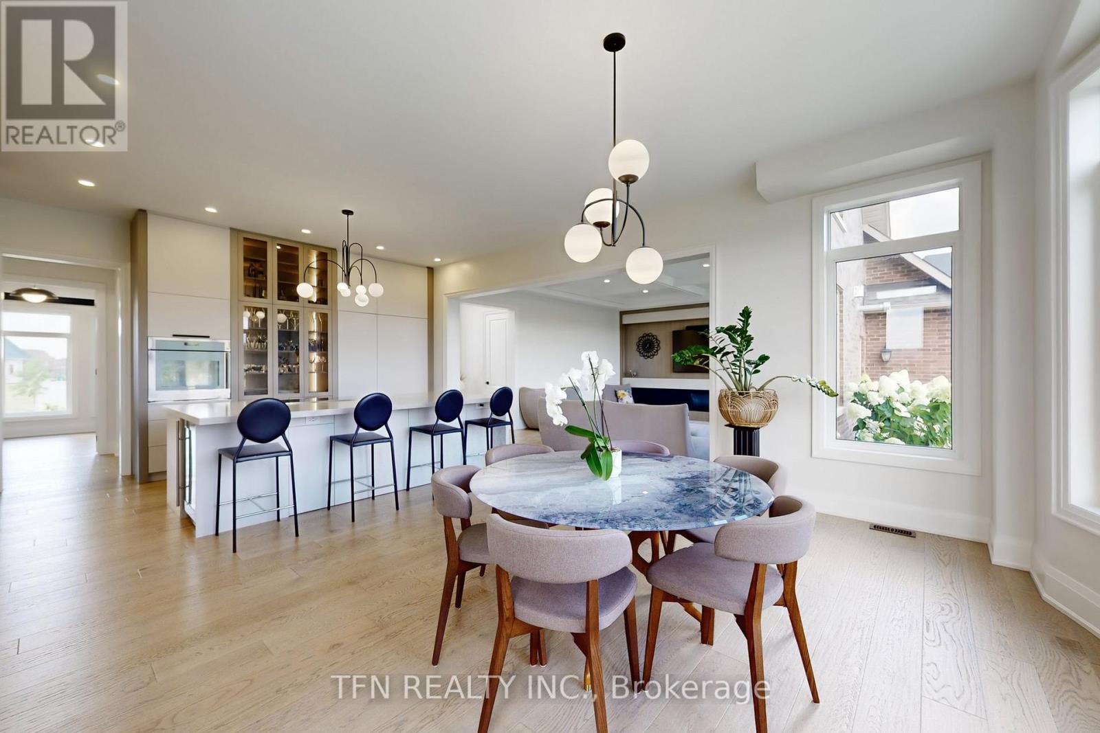 258 Amos Drive, Caledon, Ontario  L7E 4L7 - Photo 15 - W12541034