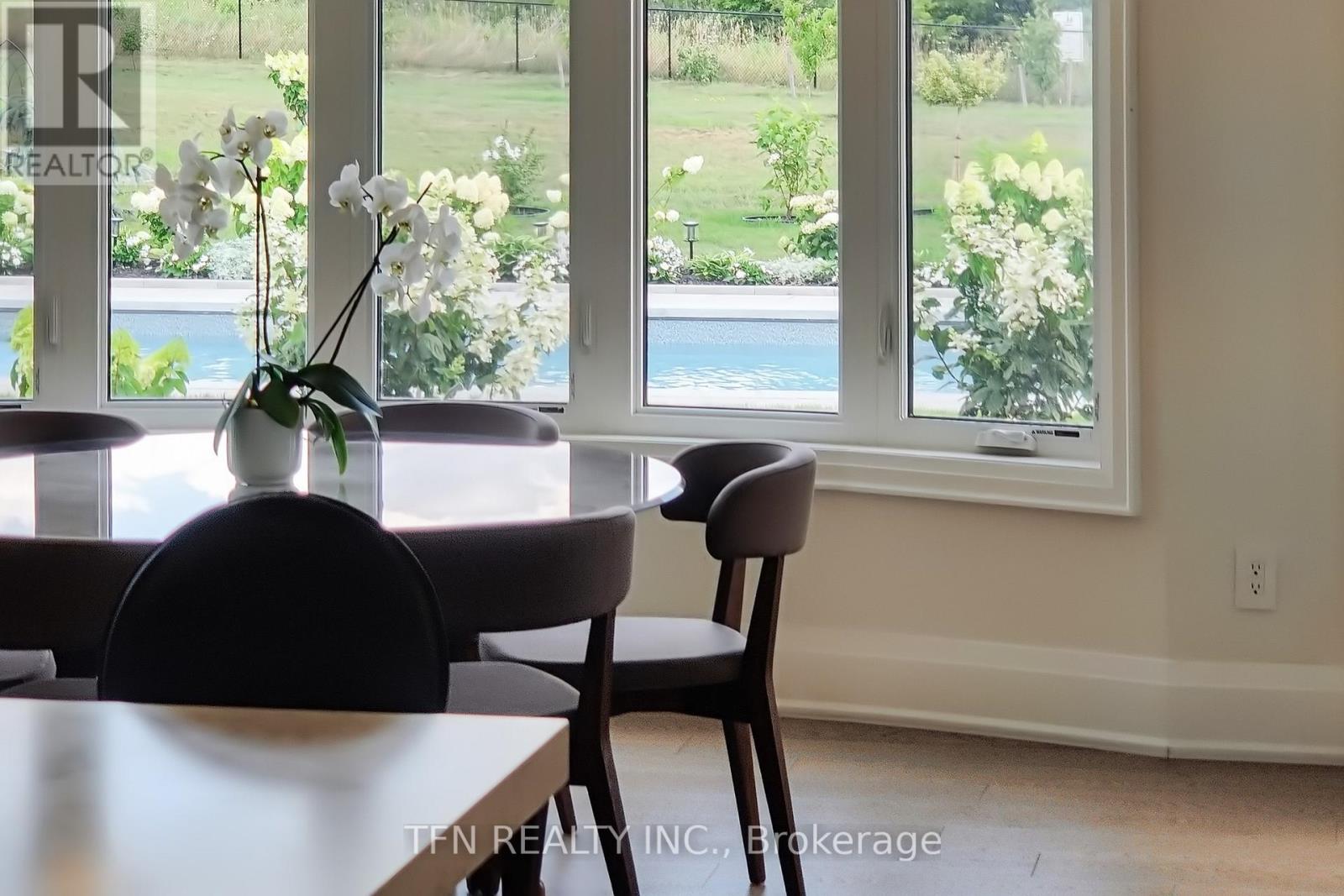 258 Amos Drive, Caledon, Ontario  L7E 4L7 - Photo 16 - W12541034