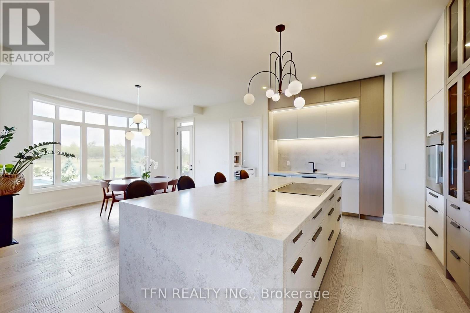 258 Amos Drive, Caledon, Ontario  L7E 4L7 - Photo 11 - W12541034