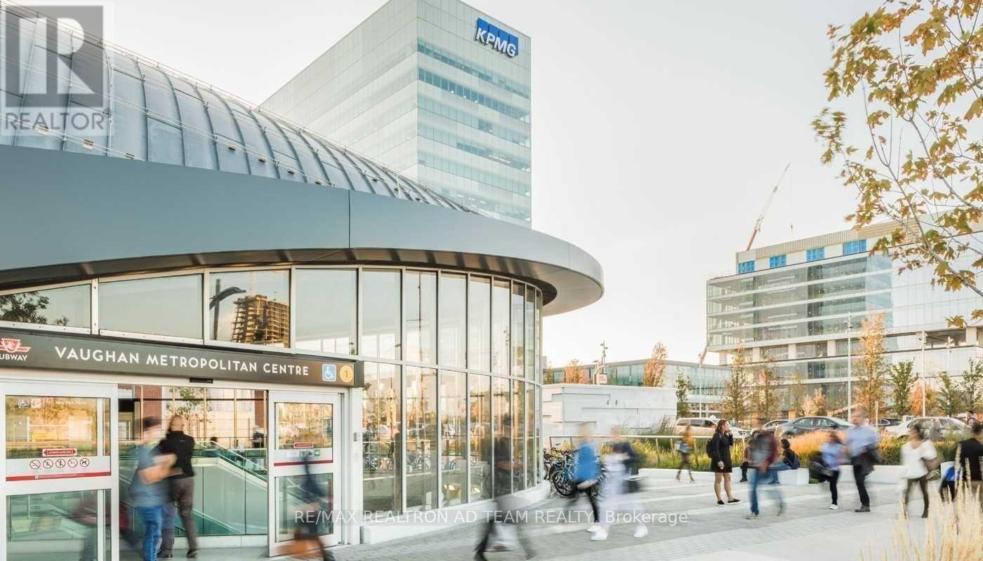 1806 - 5 Buttermill Avenue, Vaughan, Ontario  L4K 0J5 - Photo 9 - N12541162