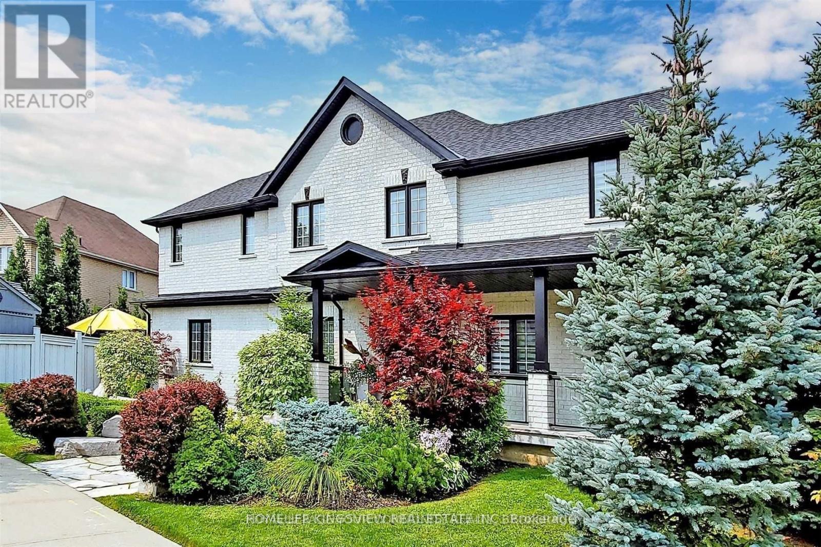 162 Corner Brook Crescent, Vaughan, Ontario  L4H 0H4 - Photo 3 - N12541198