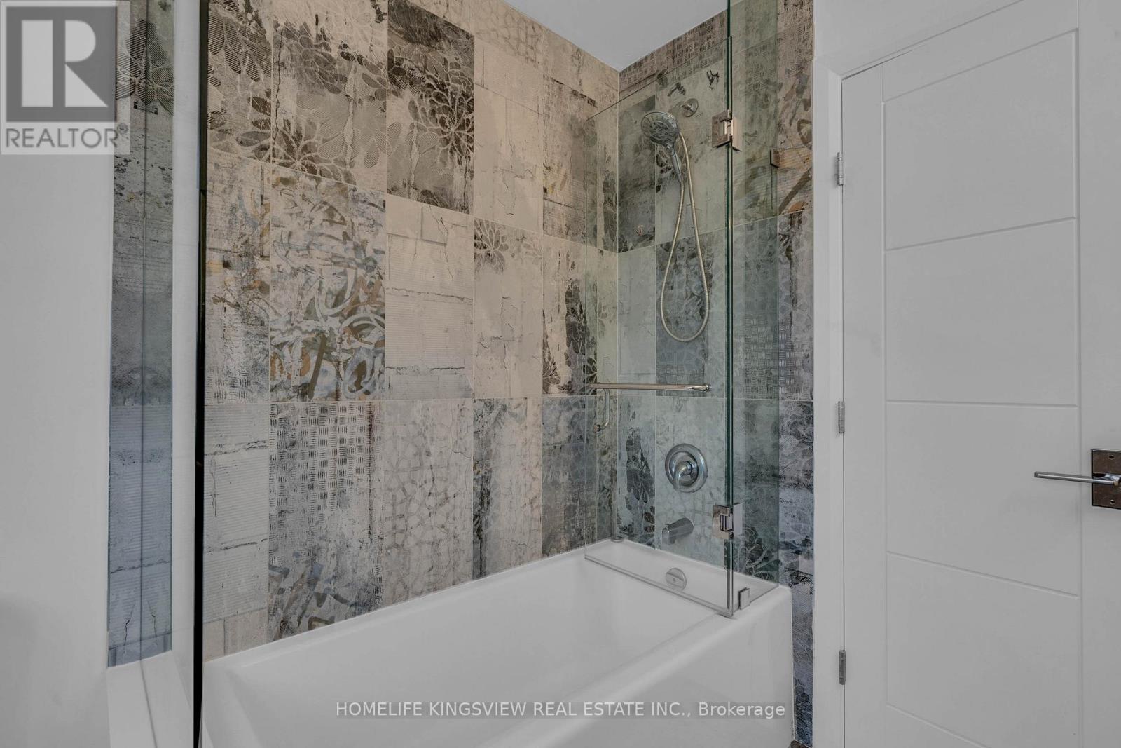 162 Corner Brook Crescent, Vaughan, Ontario  L4H 0H4 - Photo 34 - N12541198