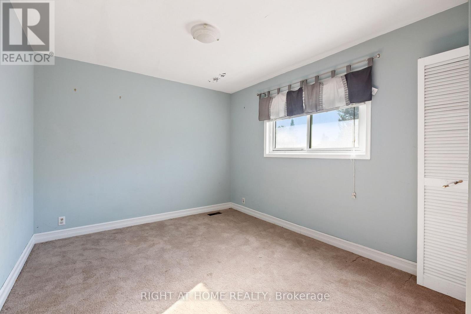 275 Miami Drive, Georgina, Ontario  L4P 2Z5 - Photo 15 - N12541264