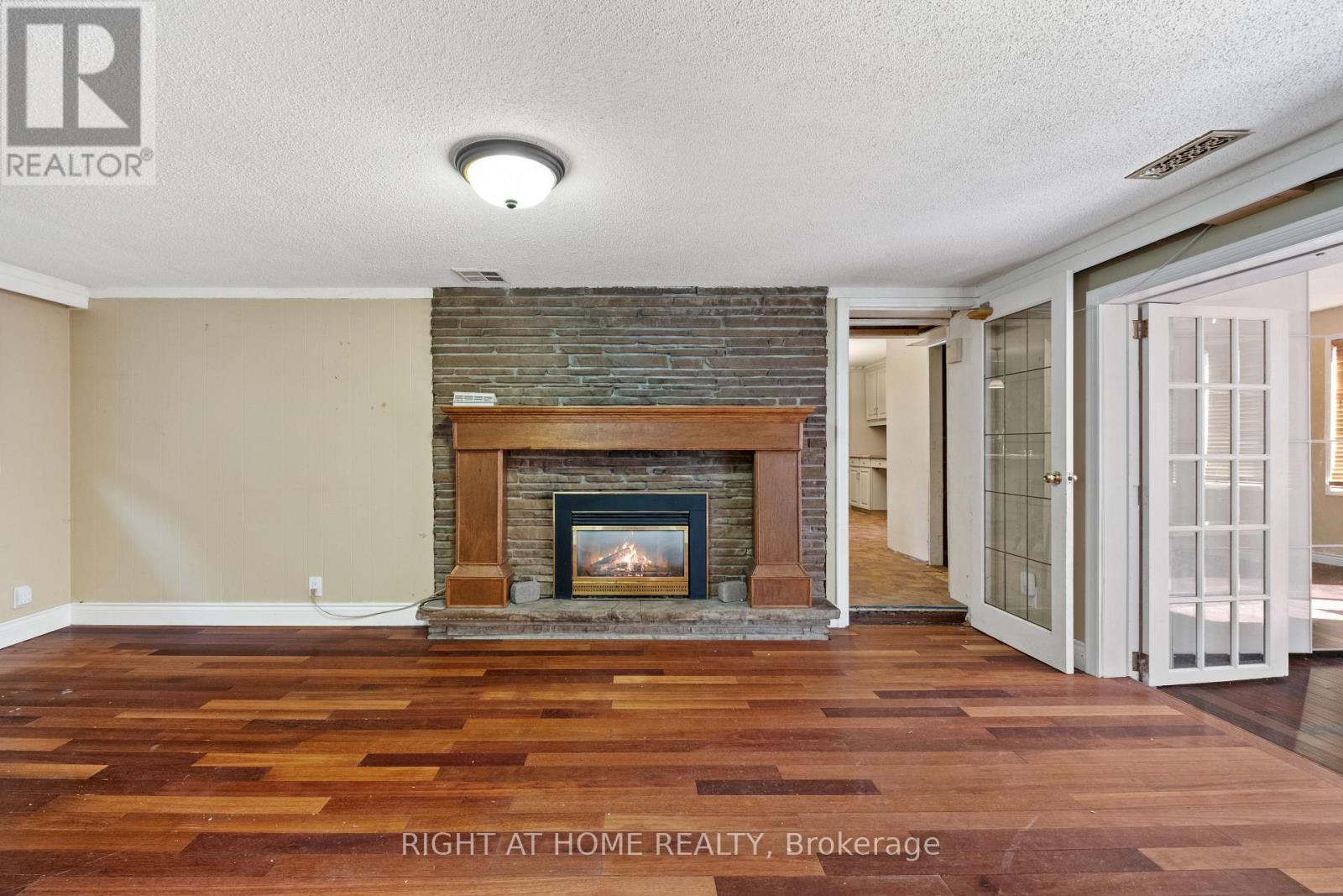 275 Miami Drive, Georgina, Ontario  L4P 2Z5 - Photo 18 - N12541264