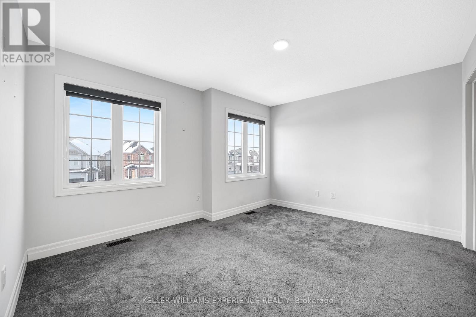 31 Wood Crescent, Essa, Ontario  L3W 0M5 - Photo 15 - N12541282