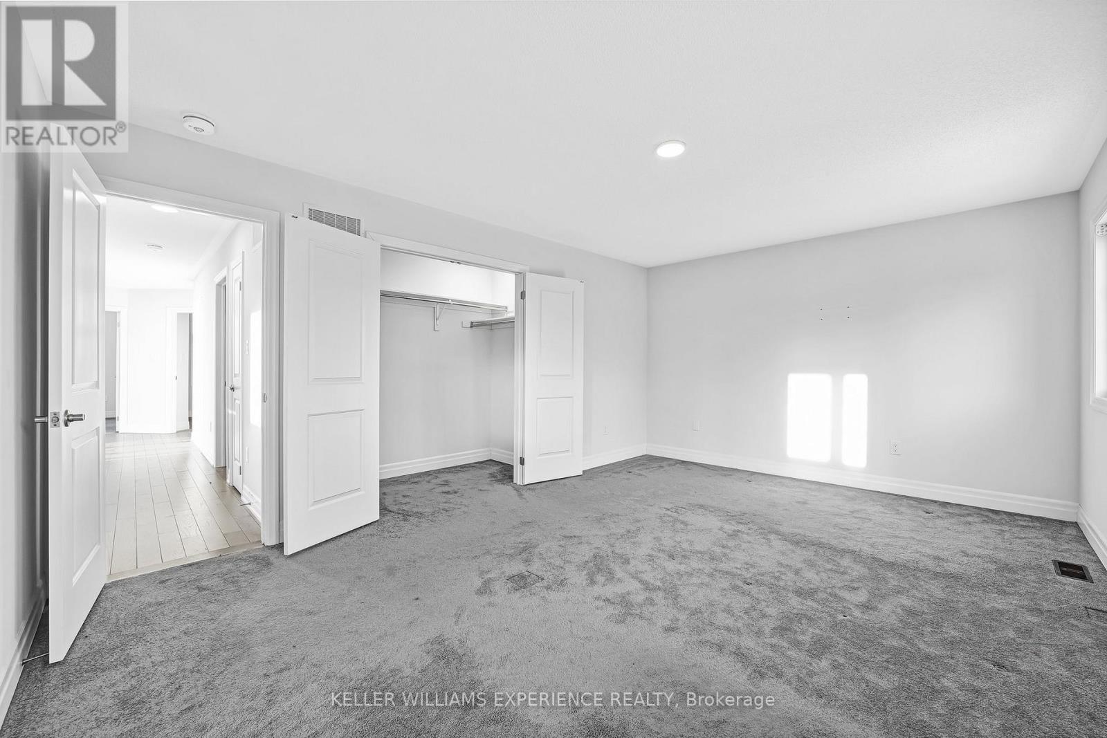 31 Wood Crescent, Essa, Ontario  L3W 0M5 - Photo 16 - N12541282