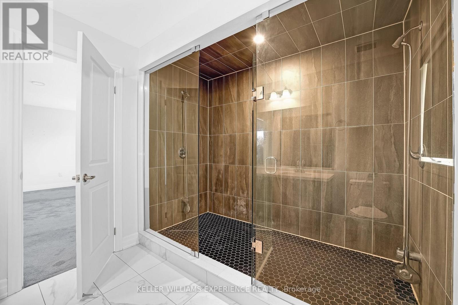 31 Wood Crescent, Essa, Ontario  L3W 0M5 - Photo 18 - N12541282